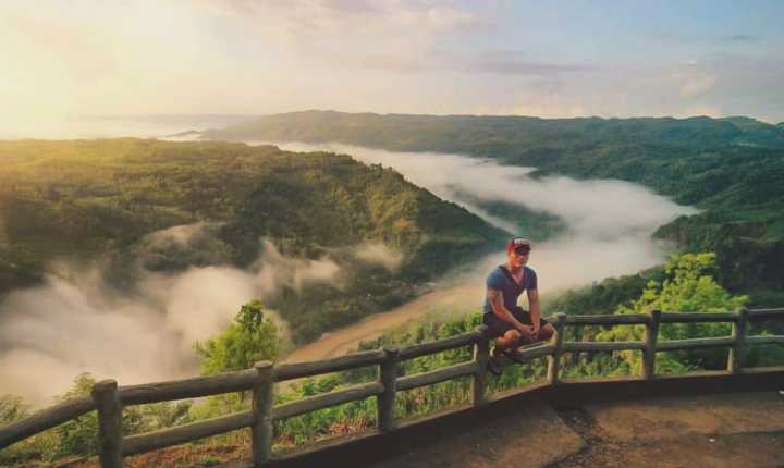 Puncak Kebun Buah Mangunan