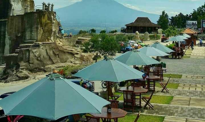 taman tebing breksi jogja