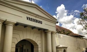 Belajar Sejarah di Benteng Vredeburg Jogja