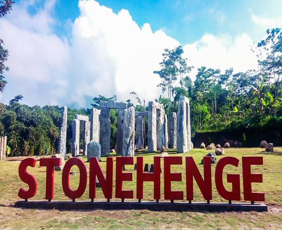 Stongehene Merapi Wisata Terpopuler di Yogyakarta